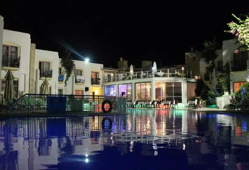 Serpina Hotel Adults Only