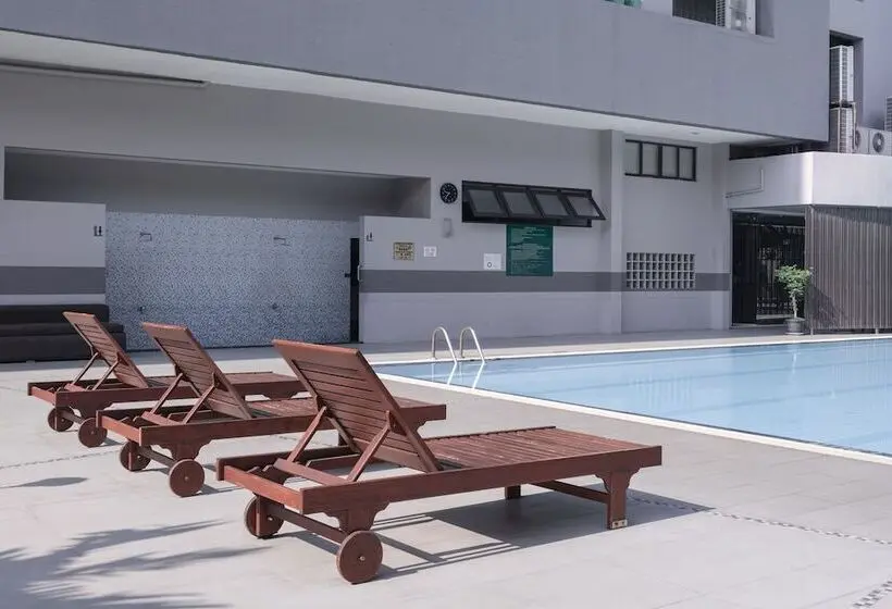 At 115 Hotel By Rompo