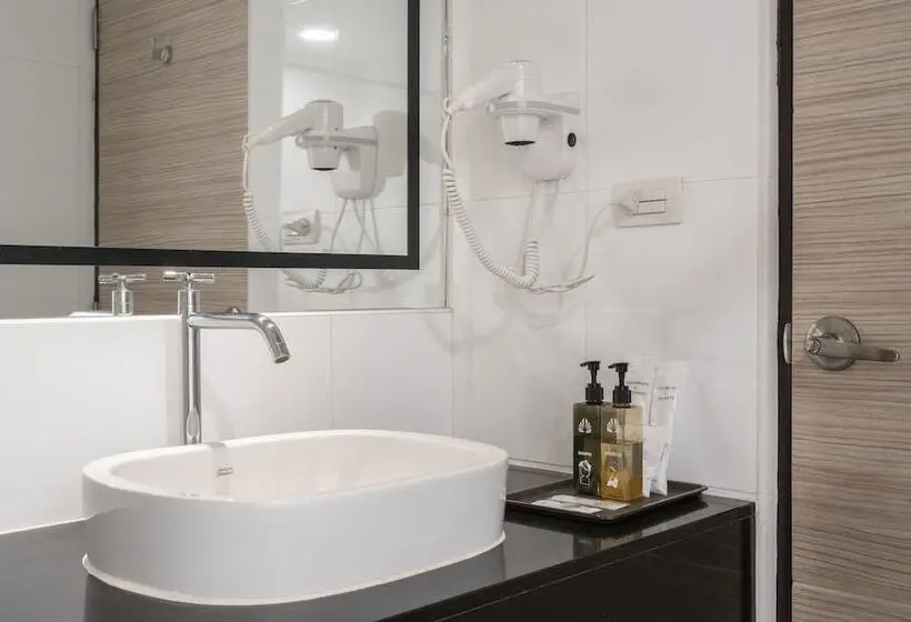 At 115 Hotel By Rompo