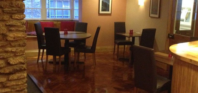 Bed and Breakfast Blue Ball