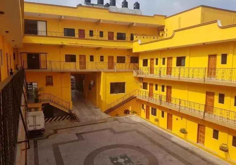 Hotel Arcos Del Parque