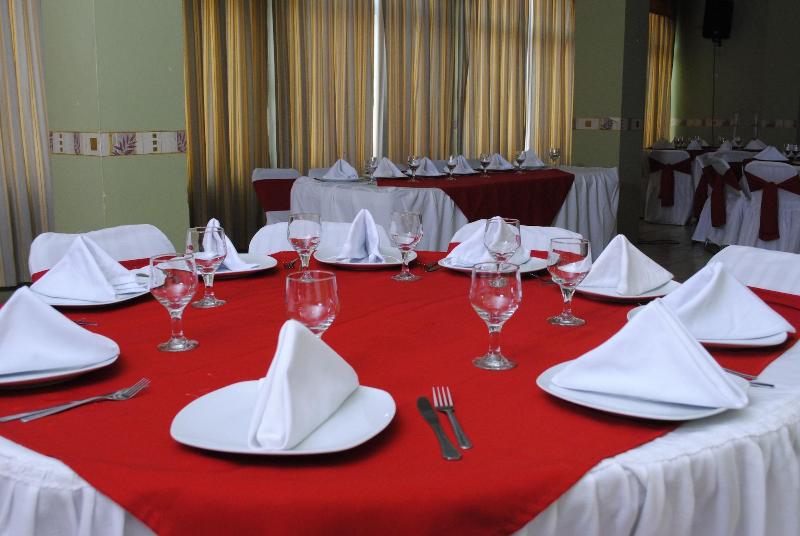 فندق Arcos Del Parque