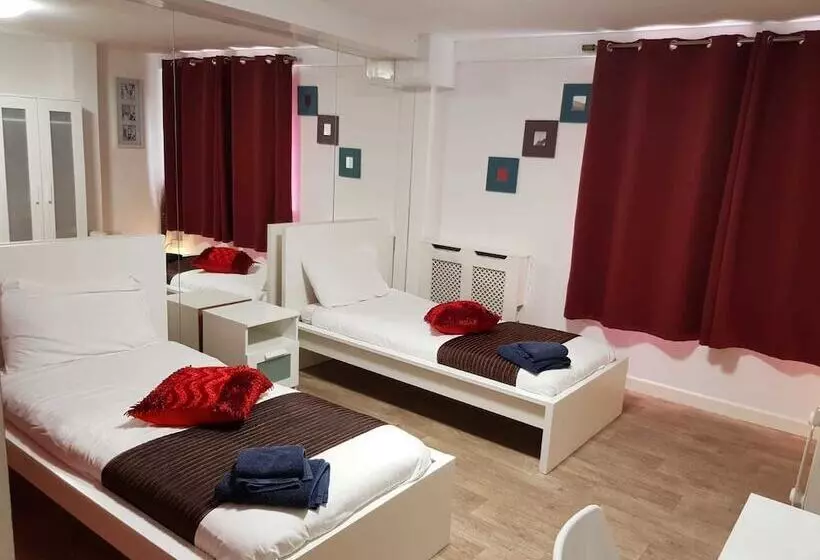 Hotelli Ava Residence