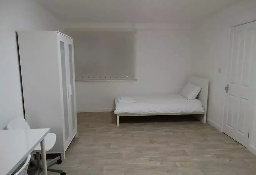 Hotelli Ava Residence