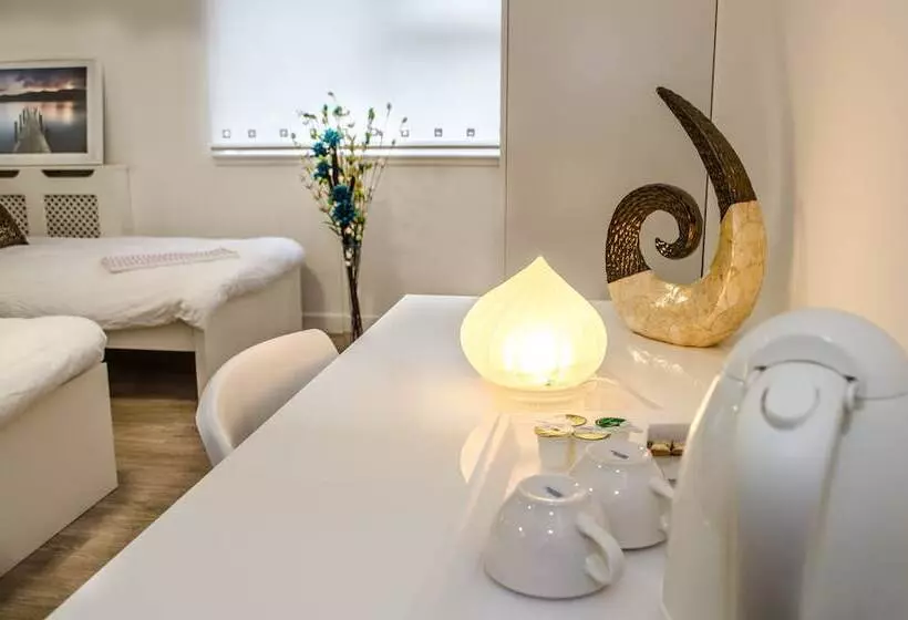 Hotelli Ava Residence