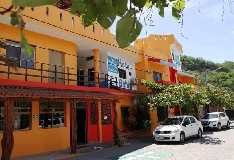 هتل Bahía