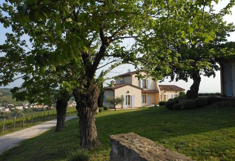 فندق Borgo Conde Wine Resort