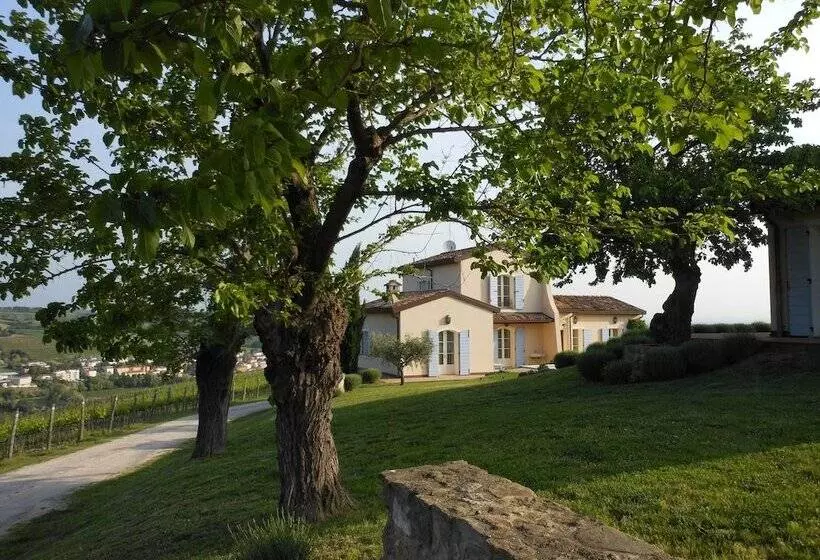 هتل Borgo Conde Wine Resort