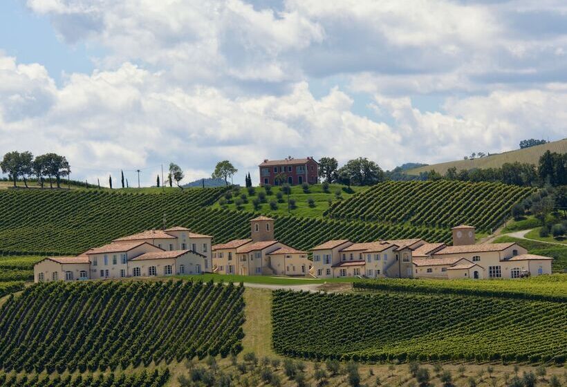 فندق Borgo Conde Wine Resort