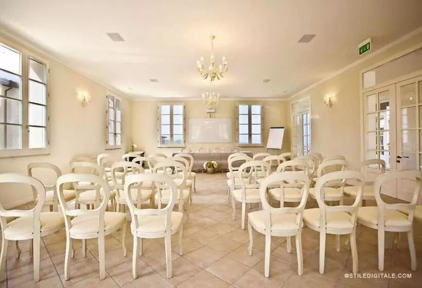 هتل Borgo Conde Wine Resort