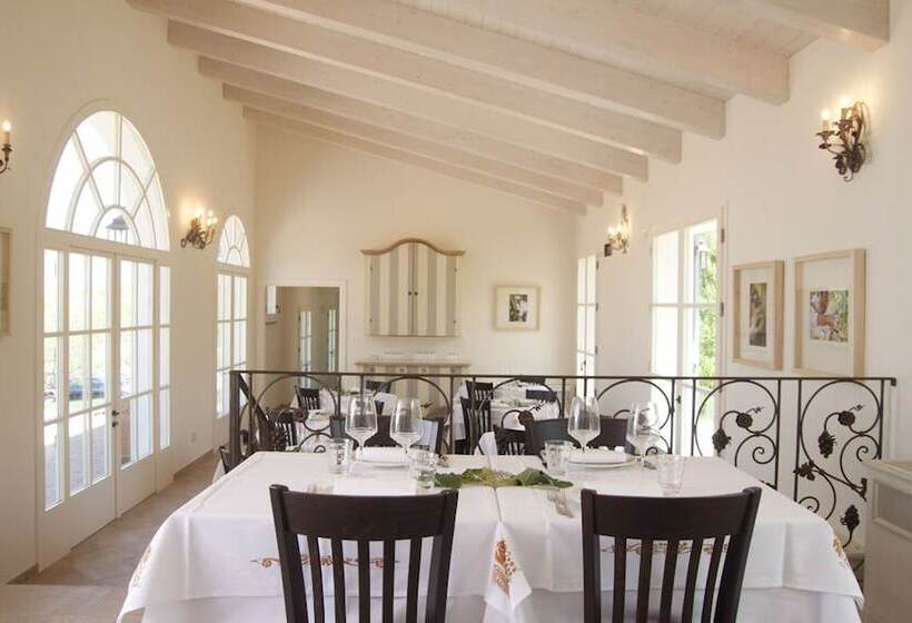 فندق Borgo Conde Wine Resort