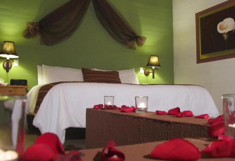 فندق Bosque Escondido