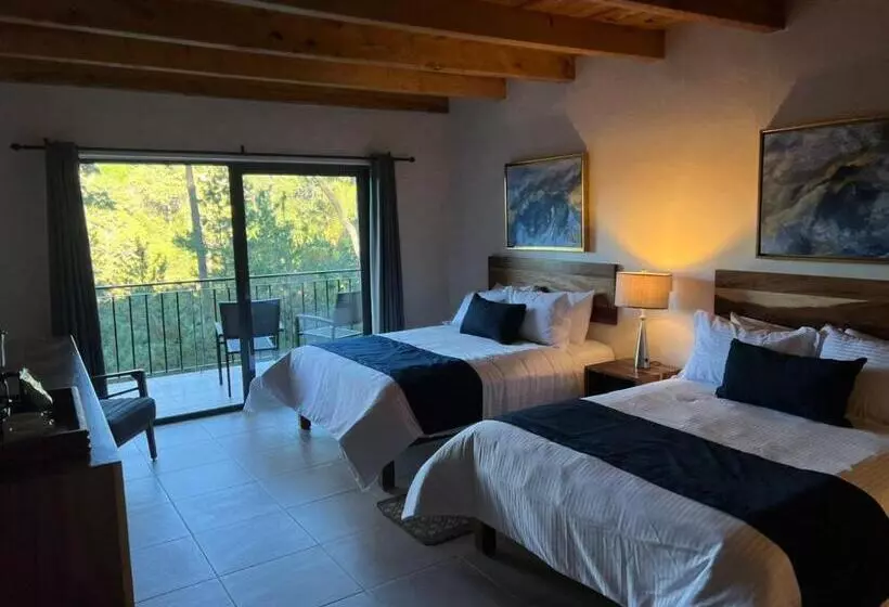 فندق Bosque Escondido