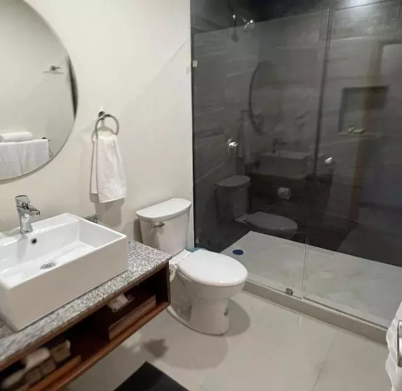 فندق Bosque Escondido