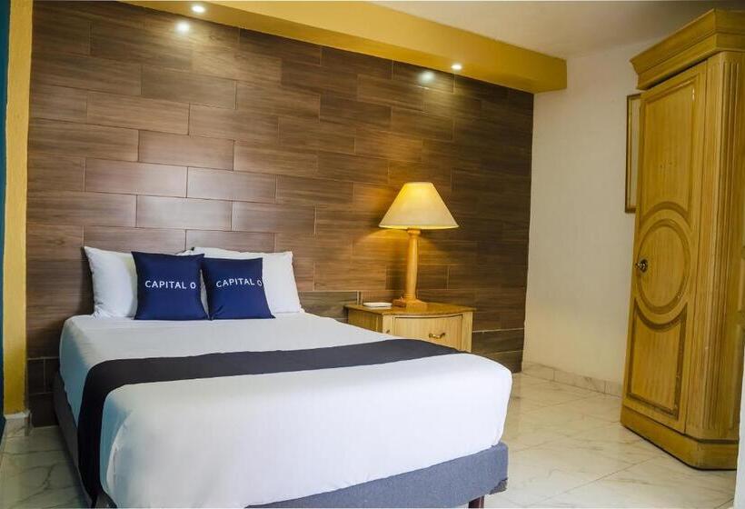 Capital O Hotel Dos Mares, Cabo San Lucas