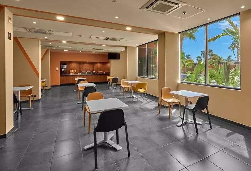 Hotel City Express Plus By Marriott Cabo San Lucas