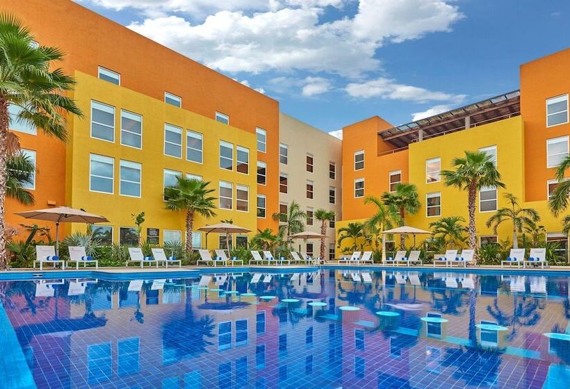 Szálloda City Express Plus By Marriott Cabo San Lucas