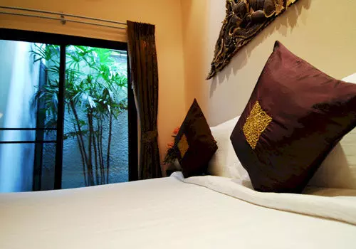 Hotel Coral Grand Place Bangkok