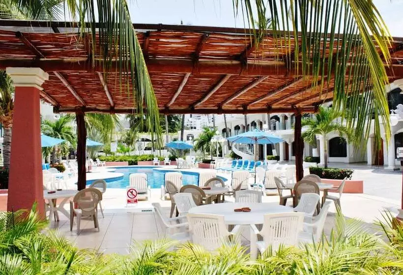 Отель Costa Azul