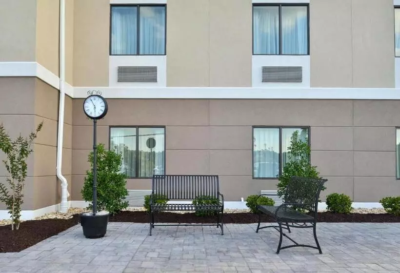 هتل Holiday Inn Express And Suites West Ocean City, An Ihg