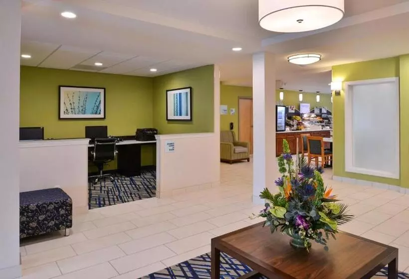 هتل Holiday Inn Express And Suites West Ocean City, An Ihg