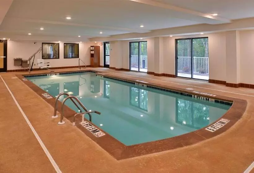 هتل Holiday Inn Express And Suites West Ocean City, An Ihg