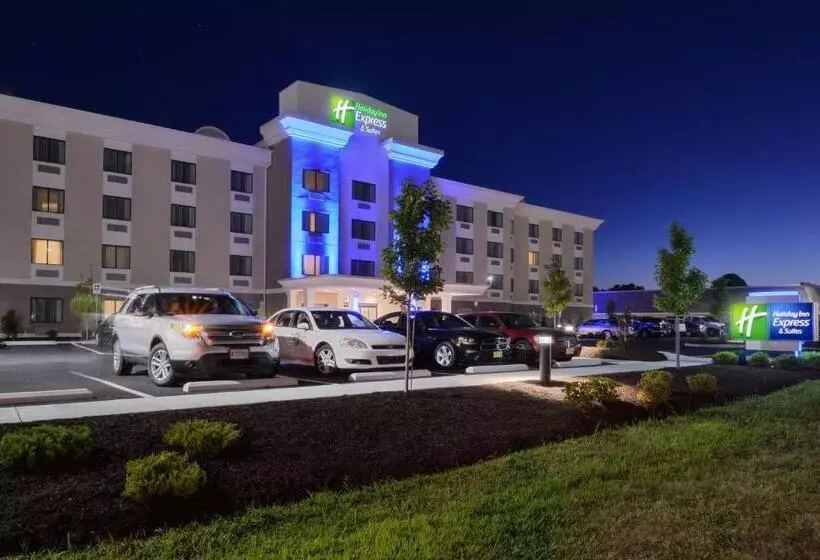 هتل Holiday Inn Express And Suites West Ocean City, An Ihg