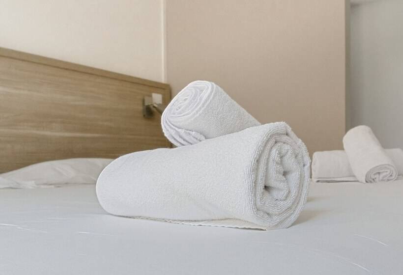 فندق Hôtel De La Citadelle