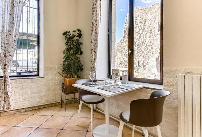 فندق Hôtel De La Citadelle