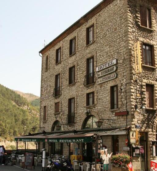 فندق Hôtel De La Citadelle