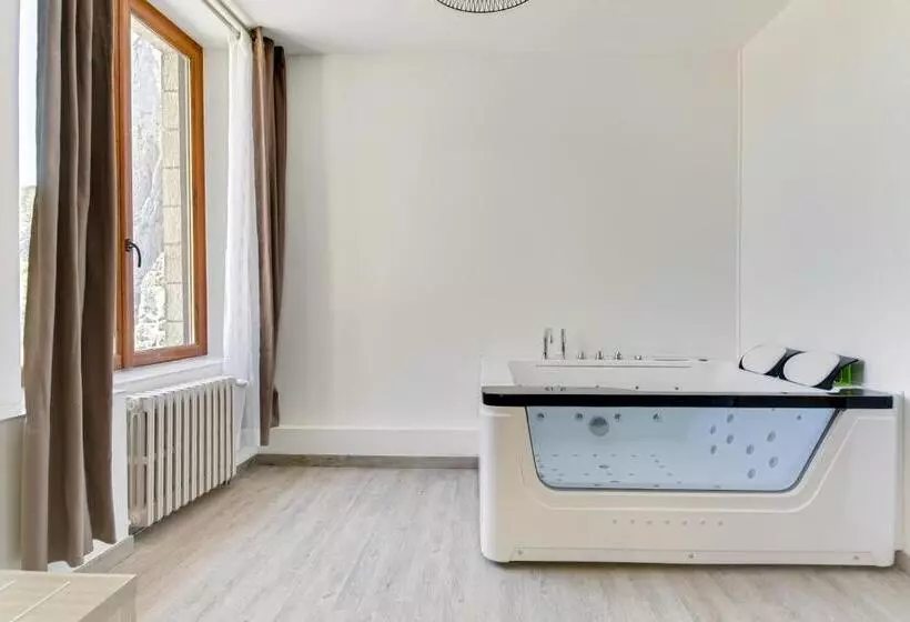 ホテル Hôtel De La Citadelle