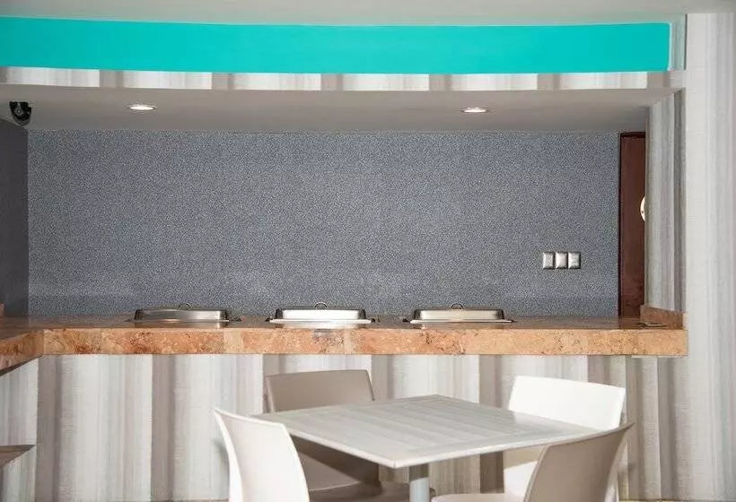 호텔 Impala Atras Del Ado