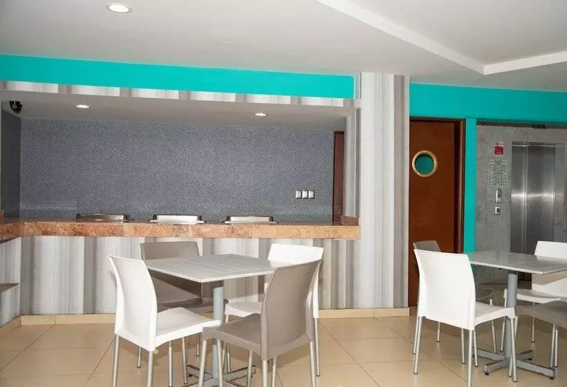 호텔 Impala Atras Del Ado