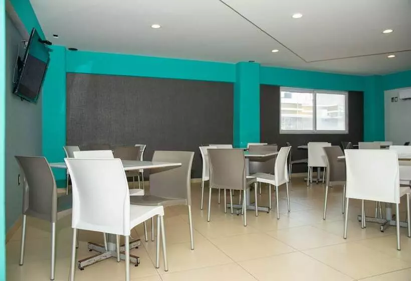 호텔 Impala Atras Del Ado