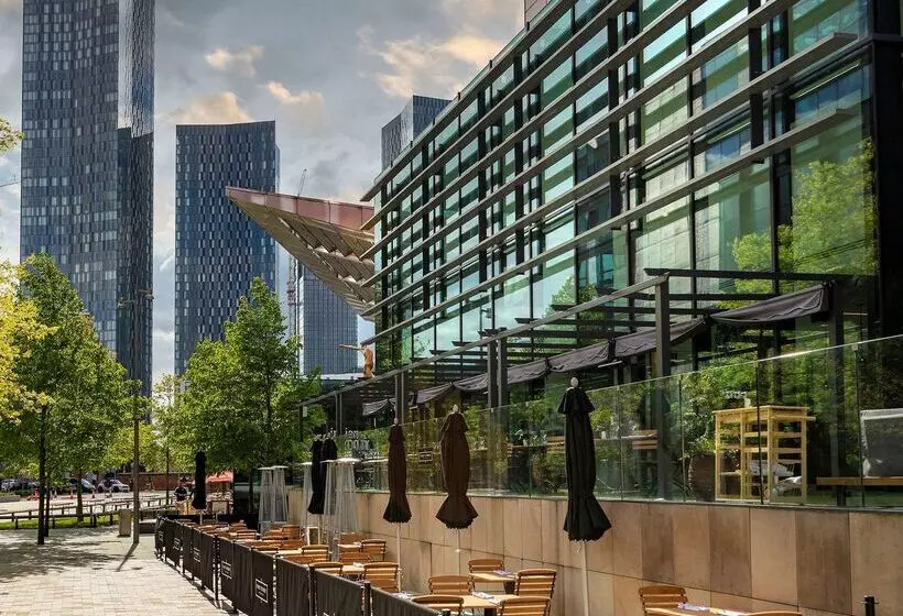 هتل Innside By Meliá Manchester