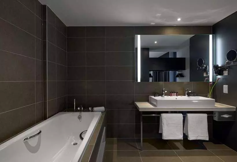 هتل Innside By Meliá Manchester