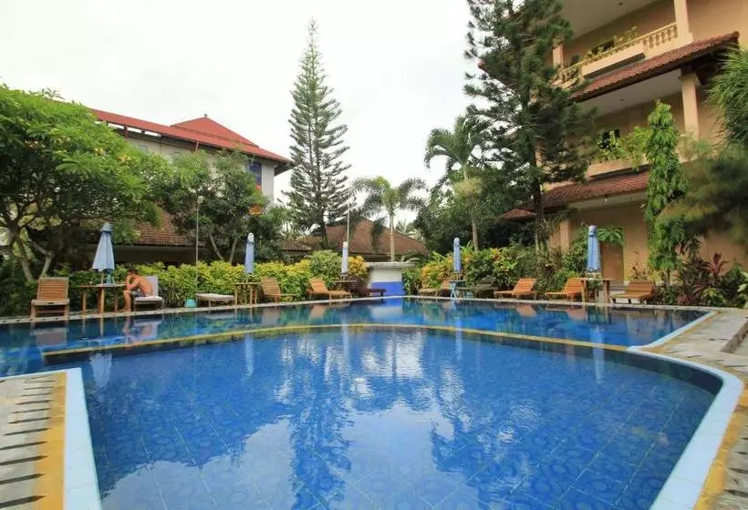 Szálloda Lusa At Kuta Beach