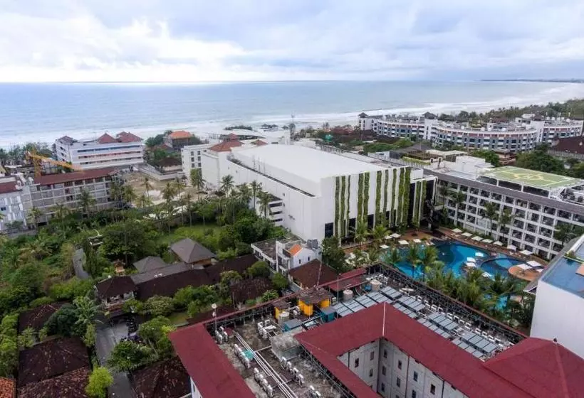 Szálloda Lusa At Kuta Beach