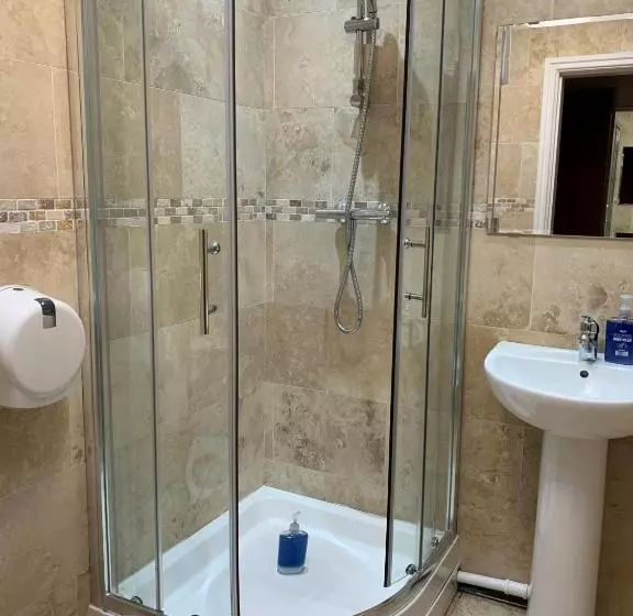 בית מלון כפרי New Union