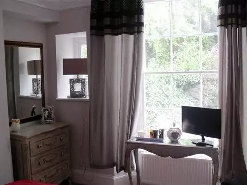 Отель The Tavistock Inn