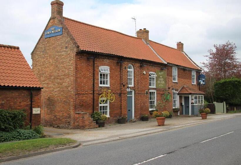 ホテル The Lord Nelson Inn