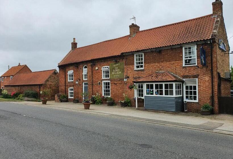 ホテル The Lord Nelson Inn