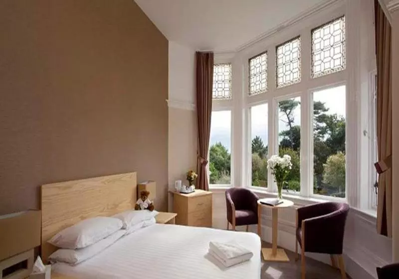 هتل Treloyhan Manor