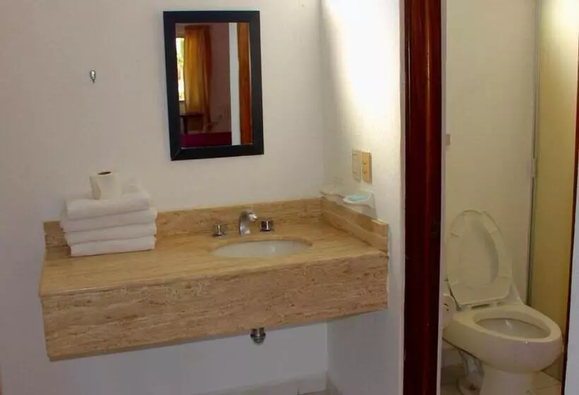 هتل Y Suites Corita