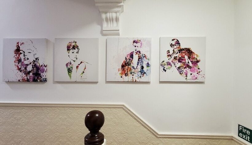 بنسيون Diamonds Guest House