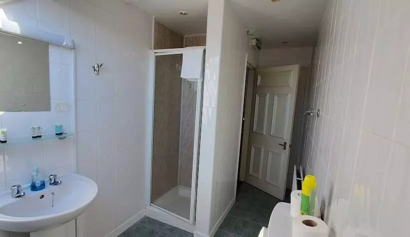 펜션 Diamonds Guest House