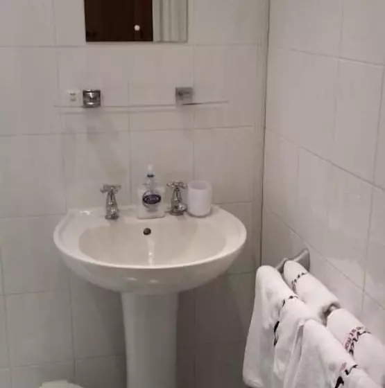 펜션 Diamonds Guest House