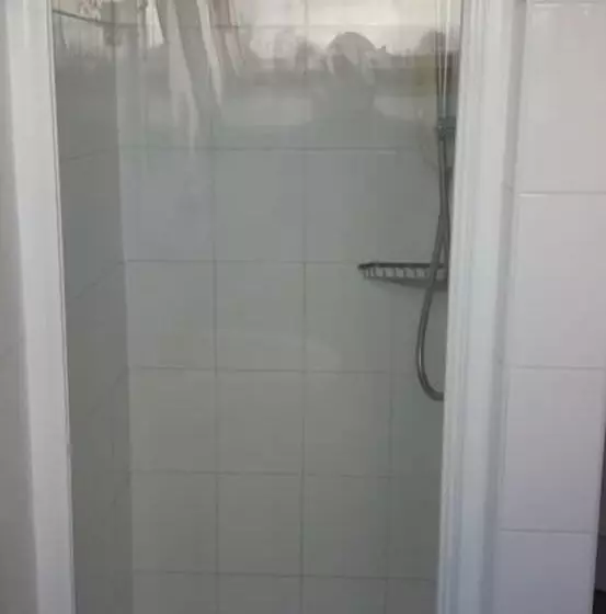 펜션 Diamonds Guest House