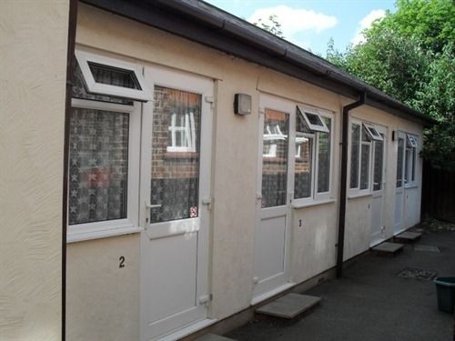 ペンション The Compasses