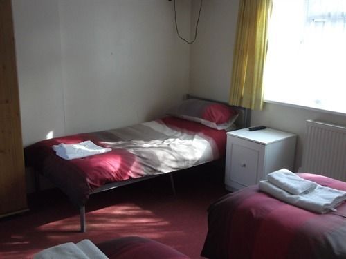 ペンション The Compasses